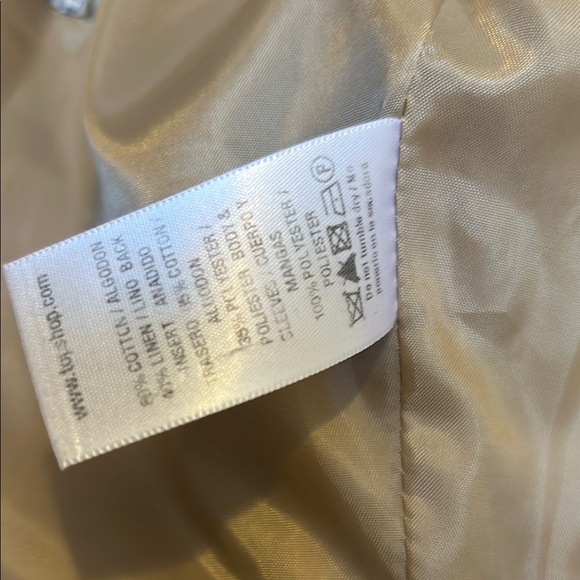 Topshop Women’s Jacket with Floral Lining - Picture 6 of 12